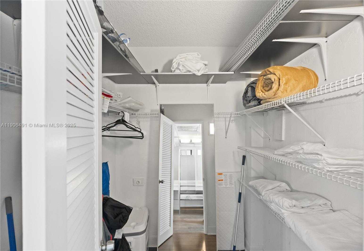 Small Image of 19370 COLLINS AVE #816, Sunny Isles Beach Number 18