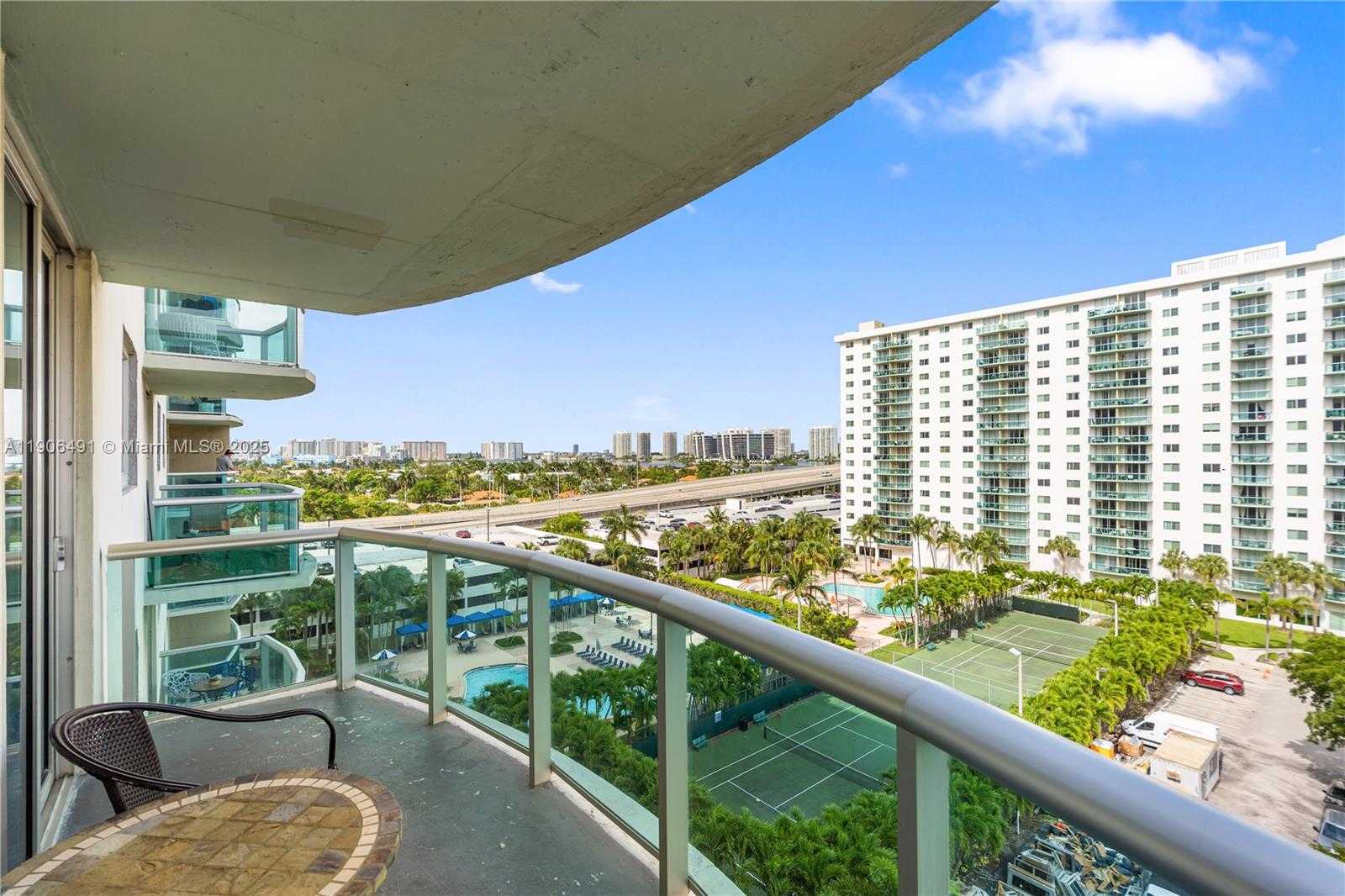 Small Image of 19370 COLLINS AVE #816, Sunny Isles Beach Number 25