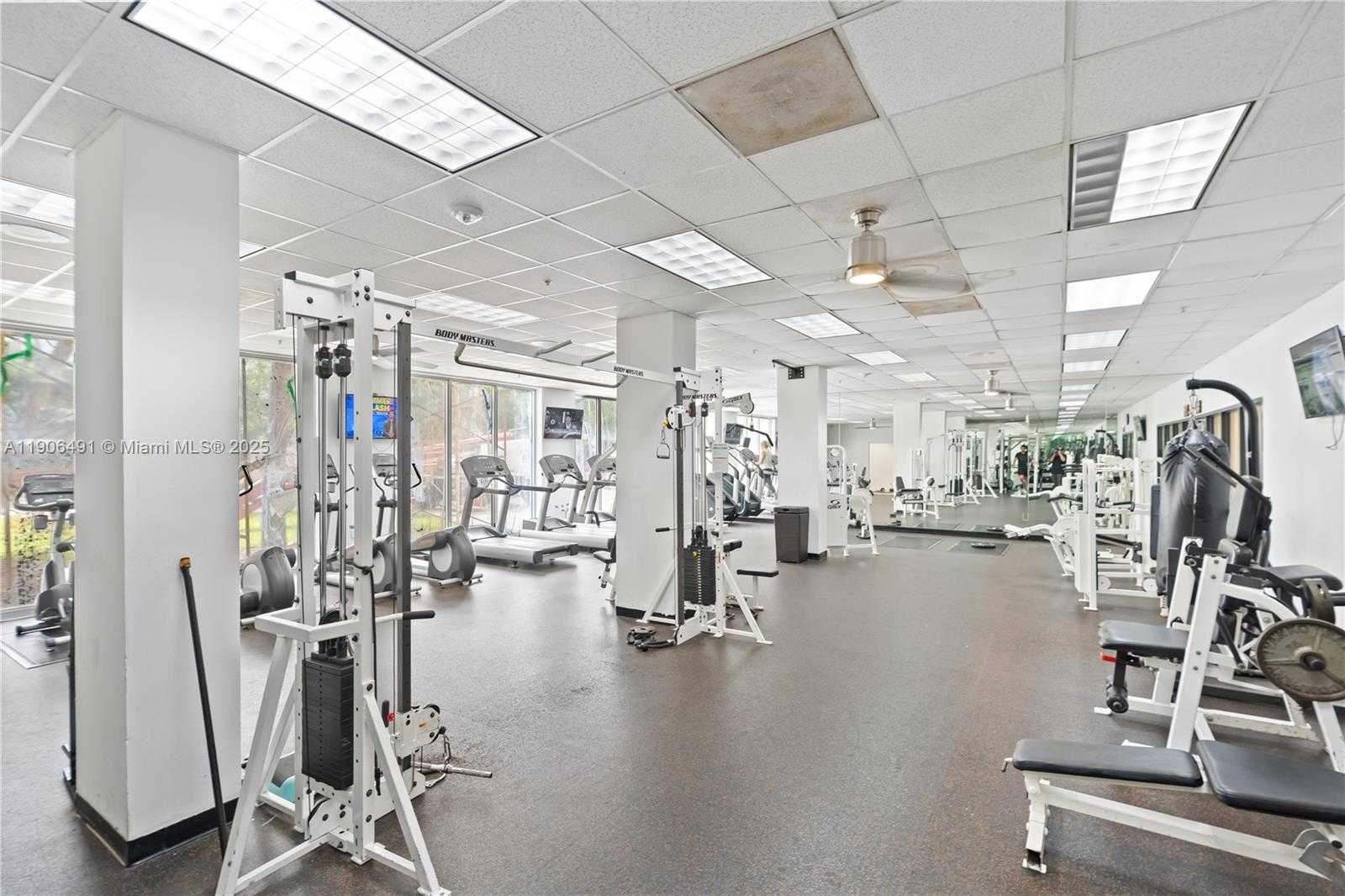 Small Image of 19370 COLLINS AVE #816, Sunny Isles Beach Number 31