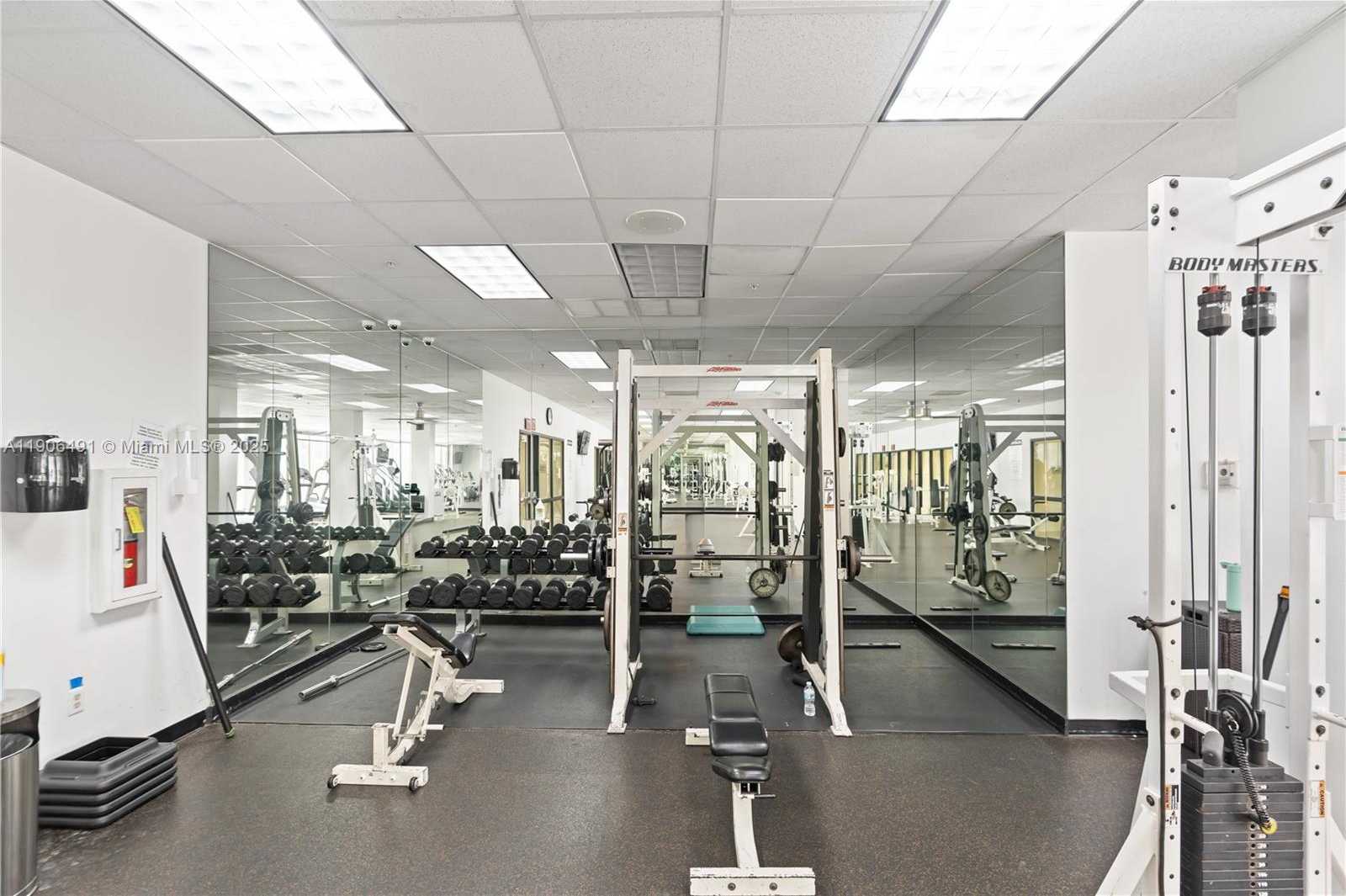 Small Image of 19370 COLLINS AVE #816, Sunny Isles Beach Number 32