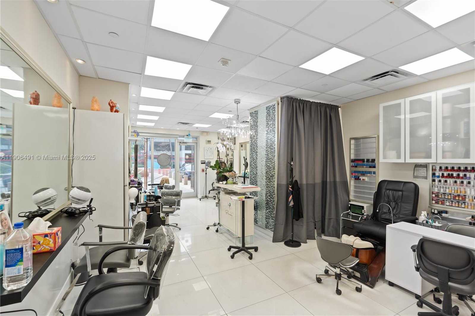 Small Image of 19370 COLLINS AVE #816, Sunny Isles Beach Number 40