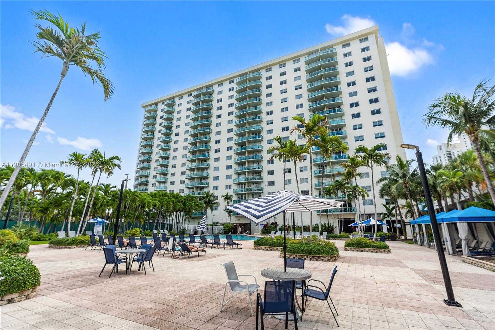 Small Image of 19370 COLLINS AVE #816, Sunny Isles Beach Number 43
