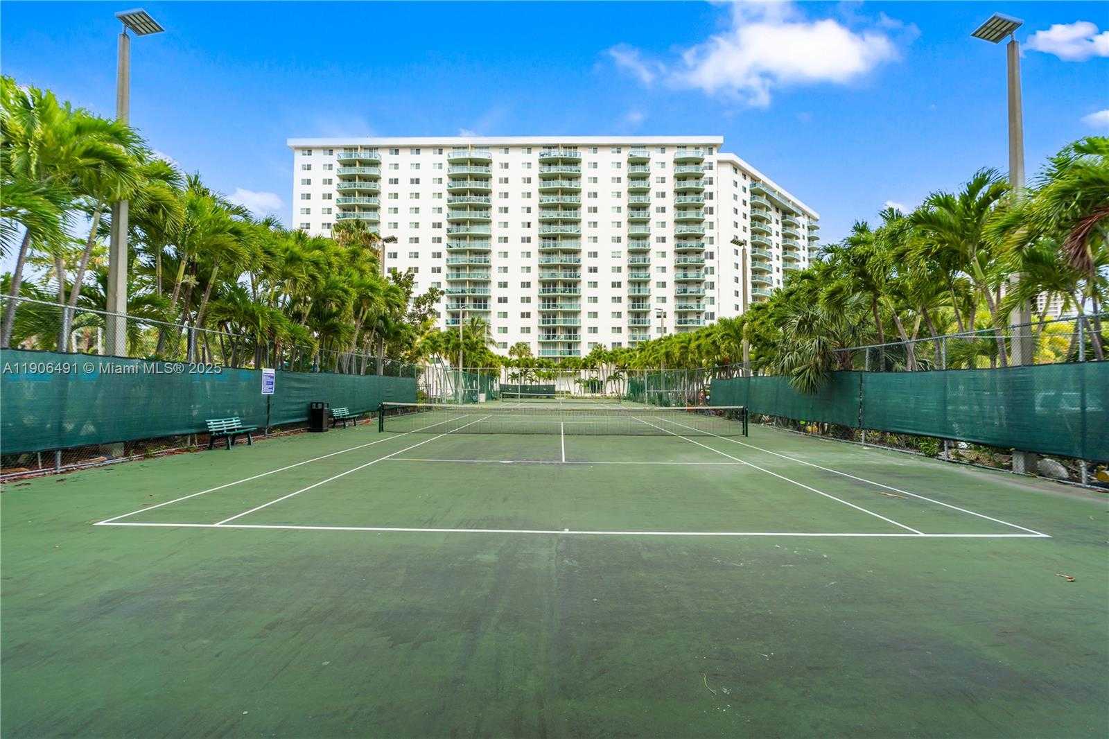 Small Image of 19370 COLLINS AVE #816, Sunny Isles Beach Number 44