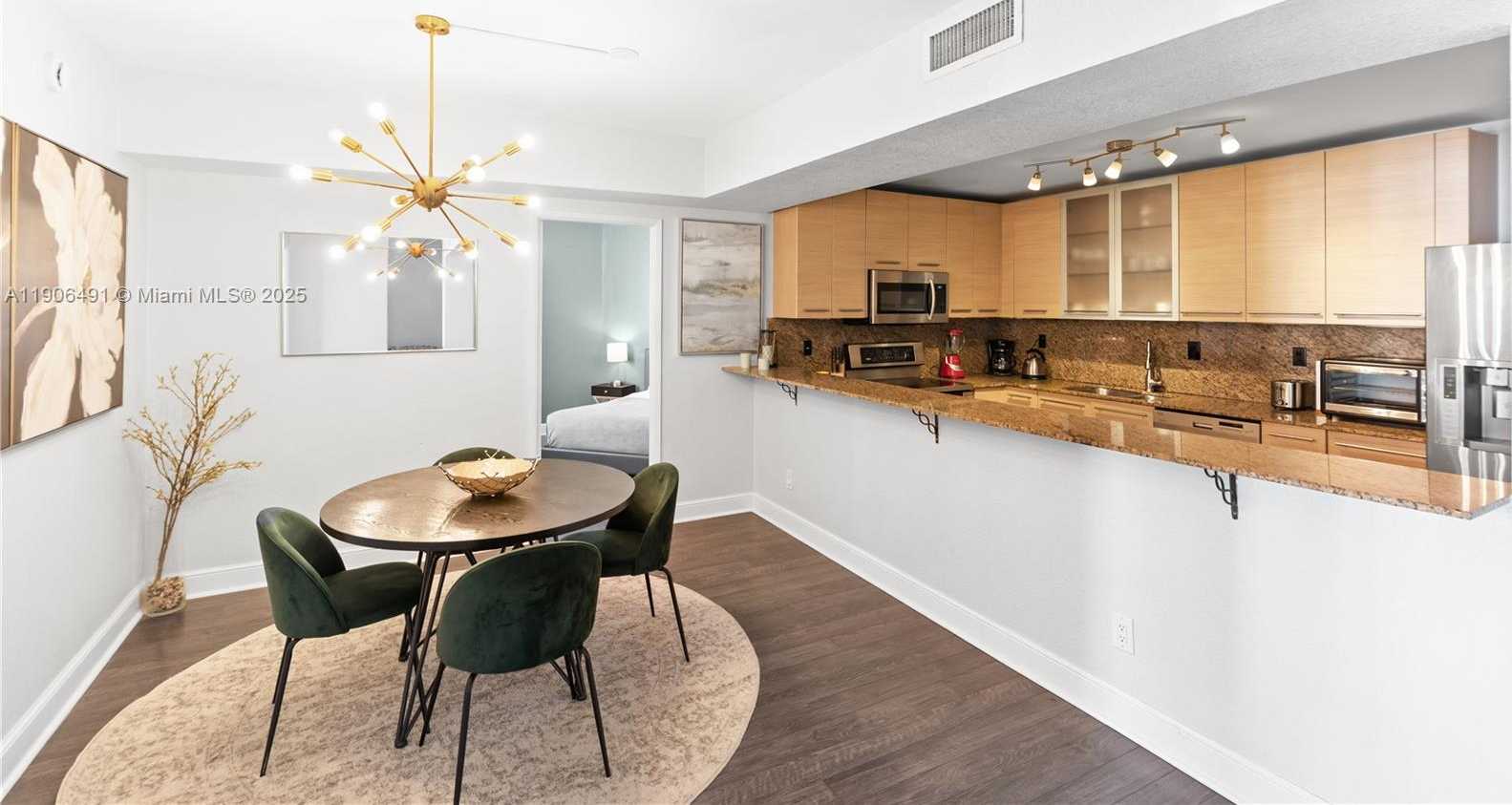 Small Image of 19370 COLLINS AVE #816, Sunny Isles Beach Number 7