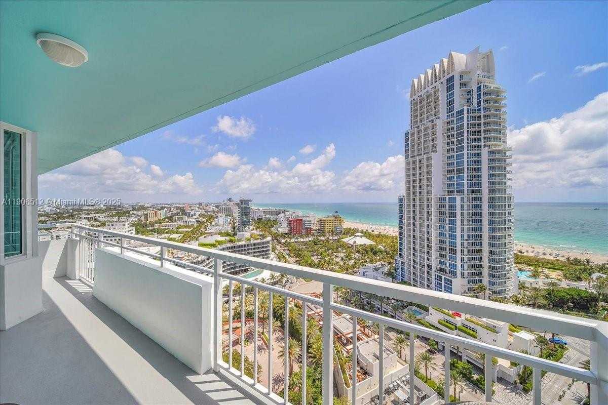 Small Image of 400 SOUTH POINTE DR #2106, Miami Beach Number 11