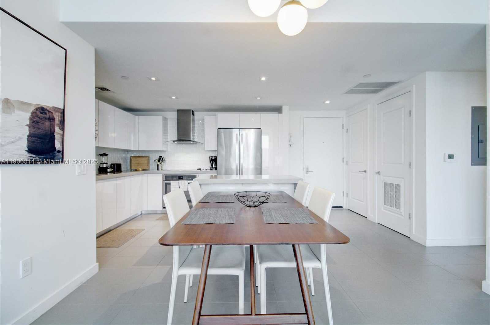 Small Image of 1600 NORTH EAST 1ST AVE #2708, Miami Number 4