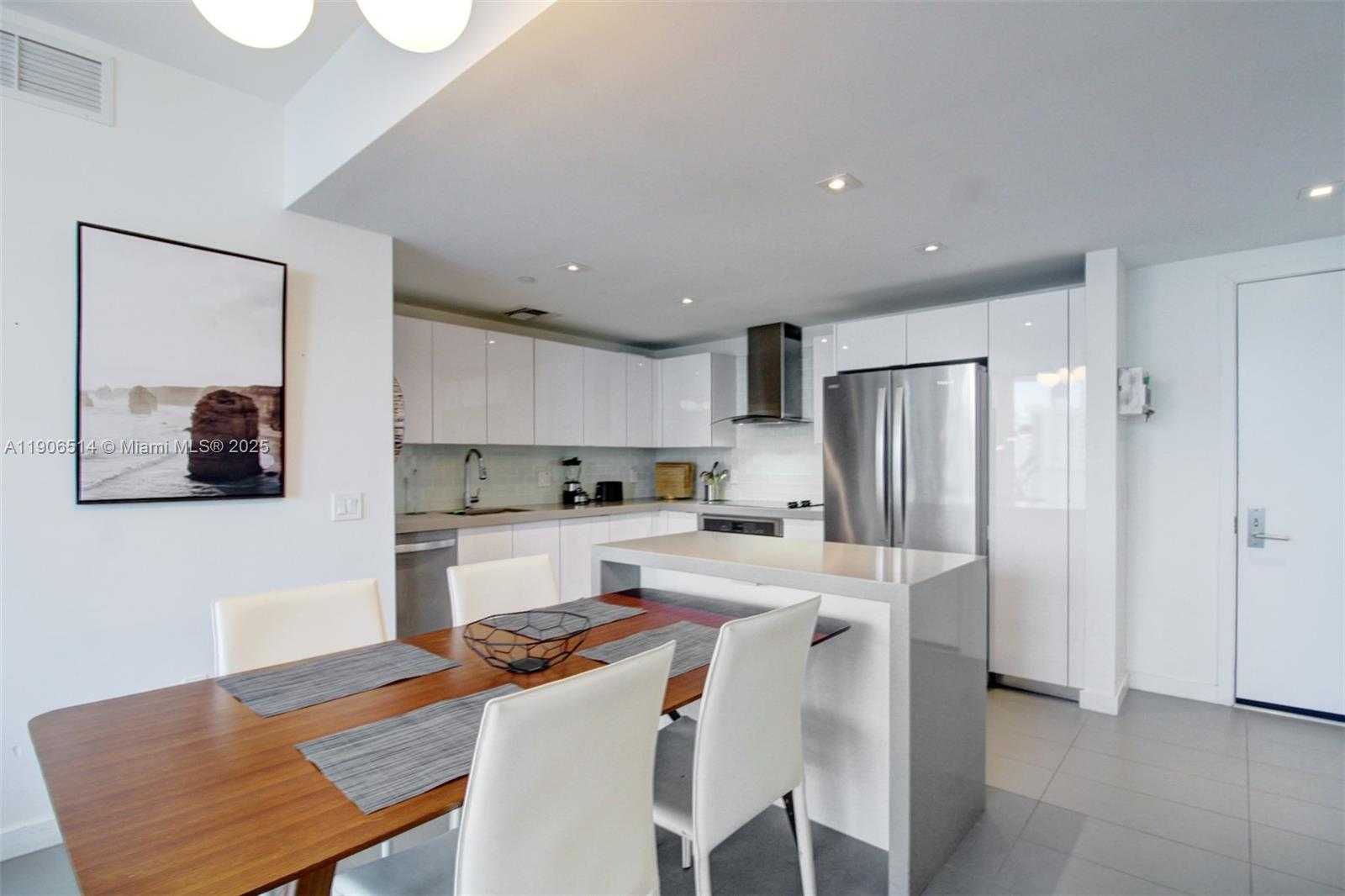 Small Image of 1600 NORTH EAST 1ST AVE #2708, Miami Number 5