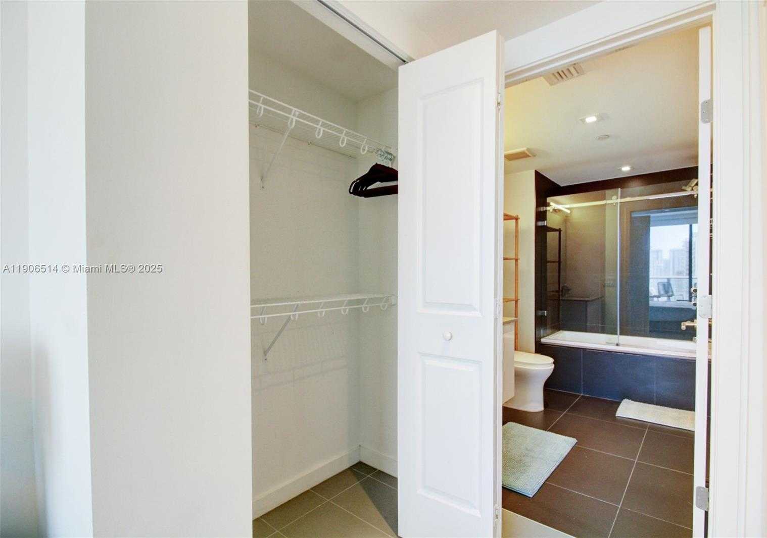 Small Image of 1600 NORTH EAST 1ST AVE #2708, Miami Number 9