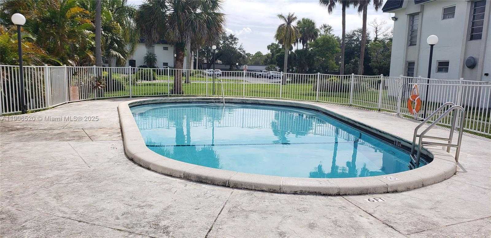 Small Image of 7250 SOUTH WEST 94TH PL #B6, Miami Number 12