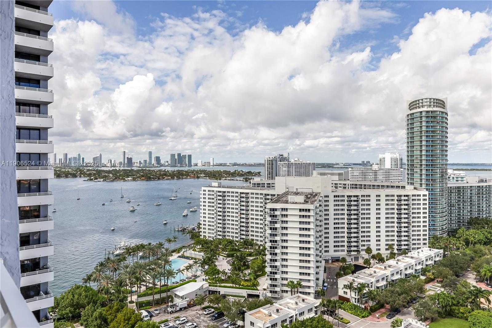 Small Image of 1330 WEST AVE #2513, Miami Beach Number 12