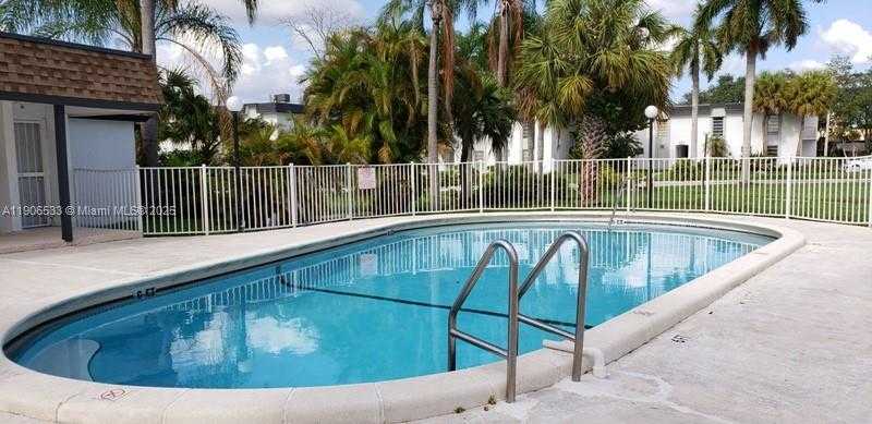 Small Image of 7220 SOUTH WEST 94TH PL #G2, Miami Number 31