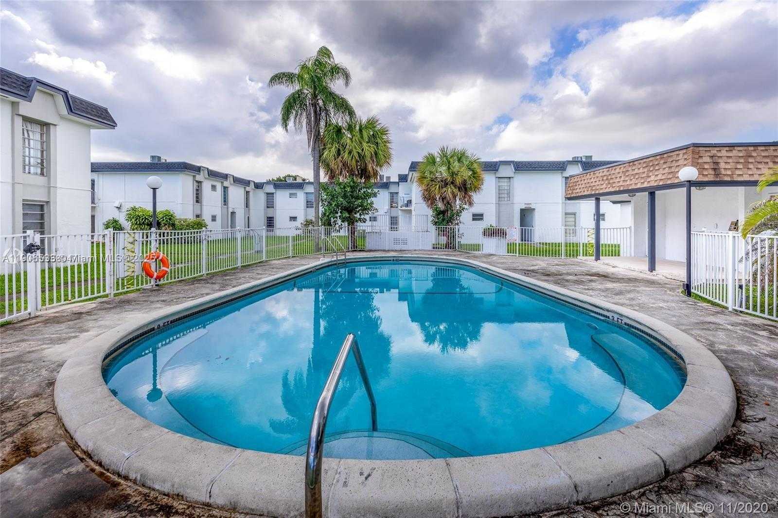 Small Image of 7220 SOUTH WEST 94TH PL #G2, Miami Number 32