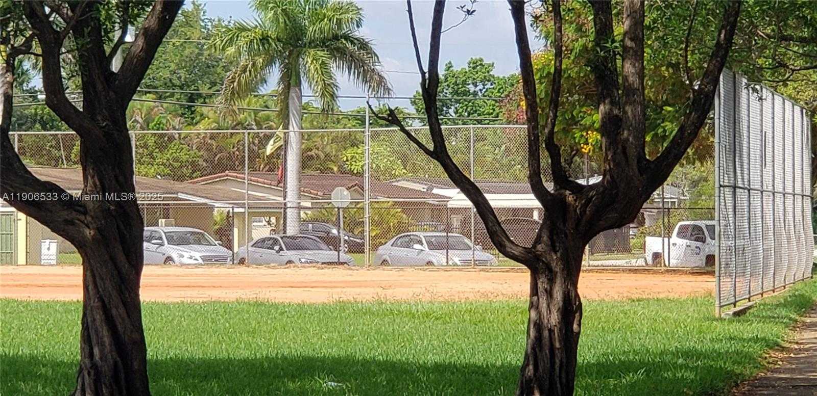 Small Image of 7220 SOUTH WEST 94TH PL #G2, Miami Number 37