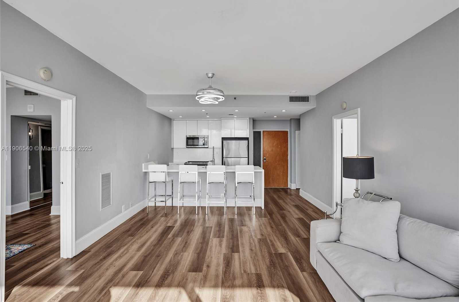 Small Image of 7601 EAST TREASURE DR #PH102, North Bay Village Number 13