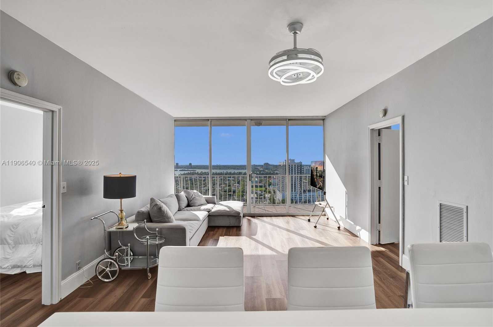 Small Image of 7601 EAST TREASURE DR #PH102, North Bay Village Number 15