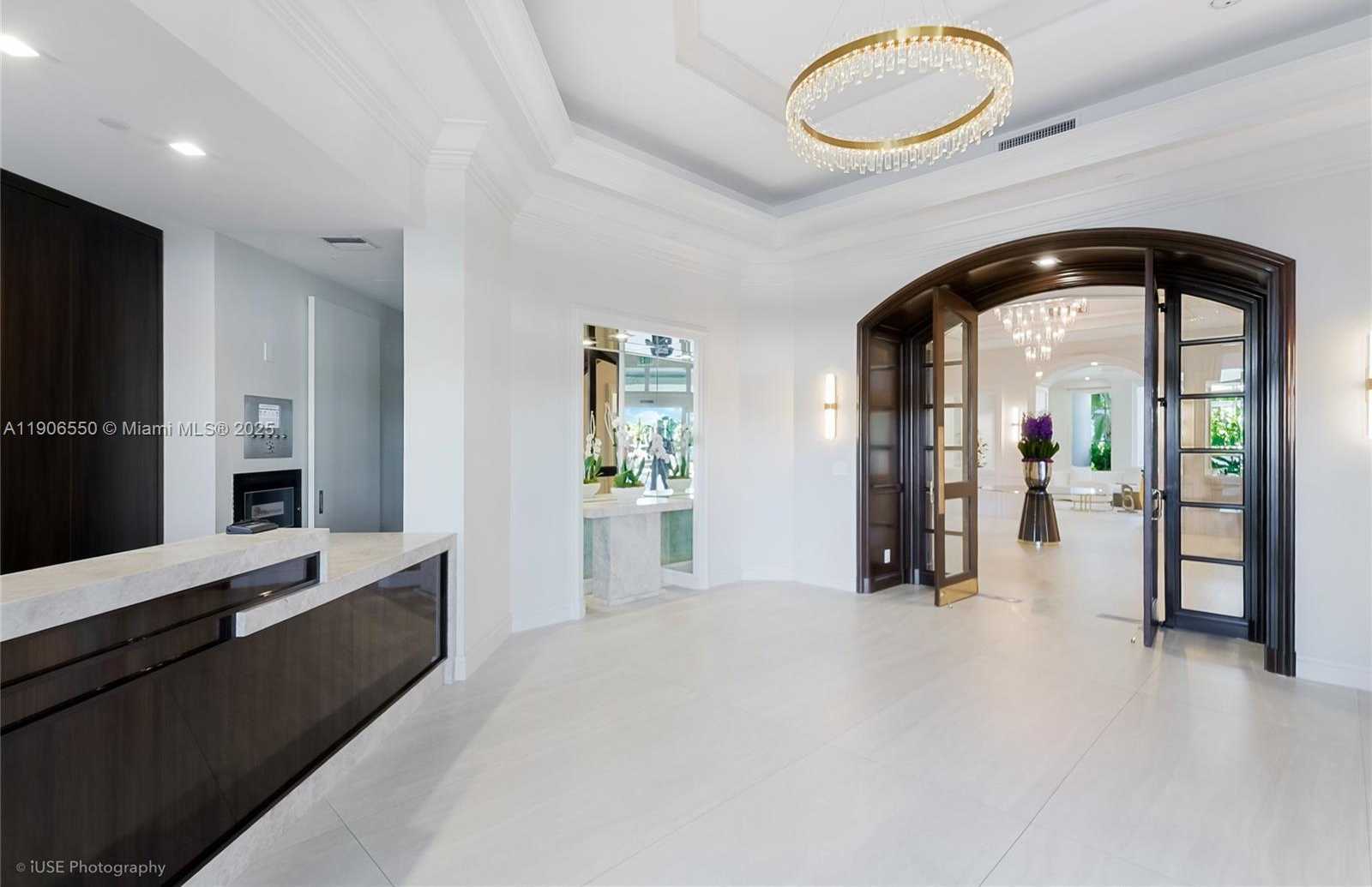 Small Image of 3801 NORTH EAST 207TH ST #15AS, Aventura Number 2