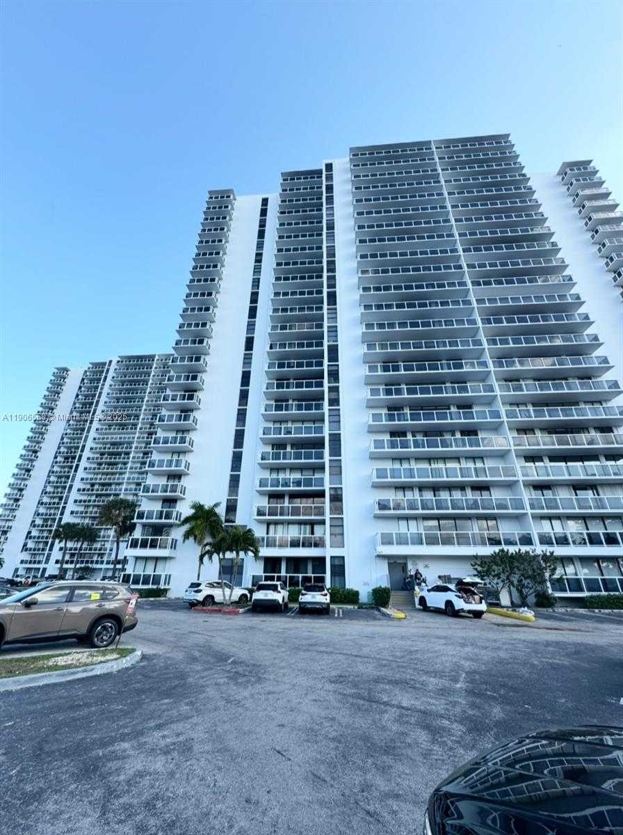 Small Image of 20505 EAST COUNTRY CLUB DR #135, Aventura Number 10