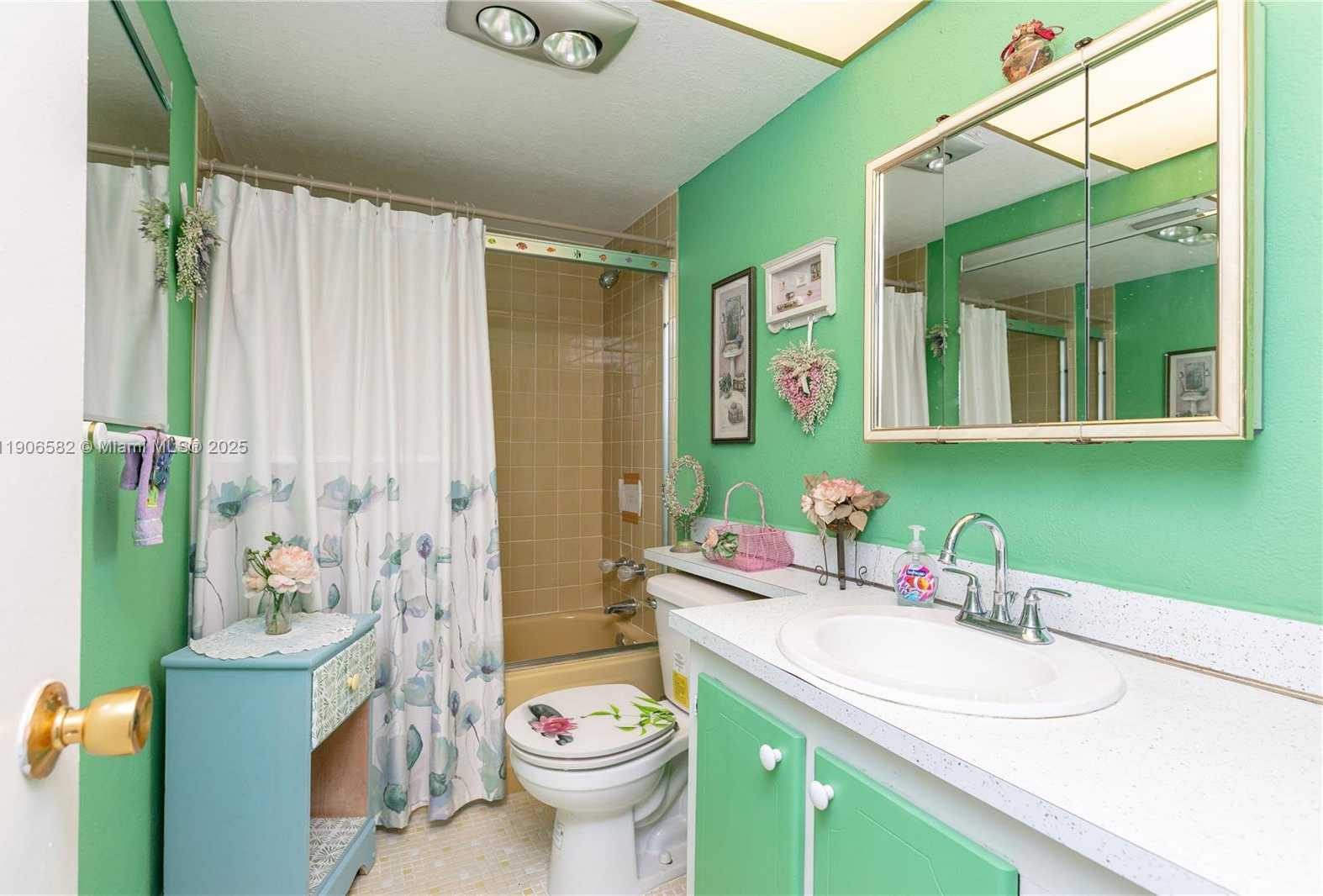 Small Image of 1001 NORTH EAST 14TH AVE #107, Hallandale Beach Number 15