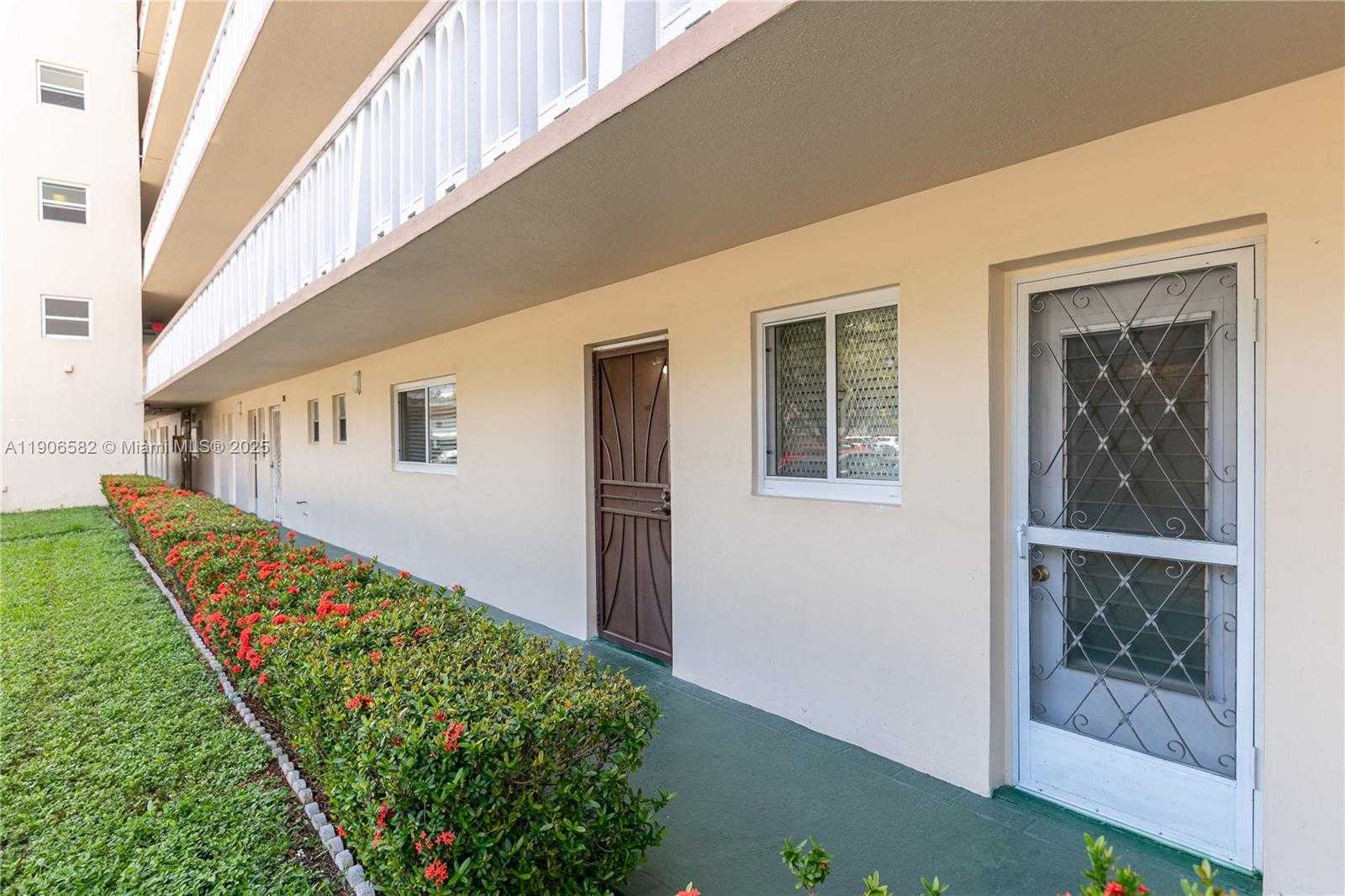 Small Image of 1001 NORTH EAST 14TH AVE #107, Hallandale Beach Number 27