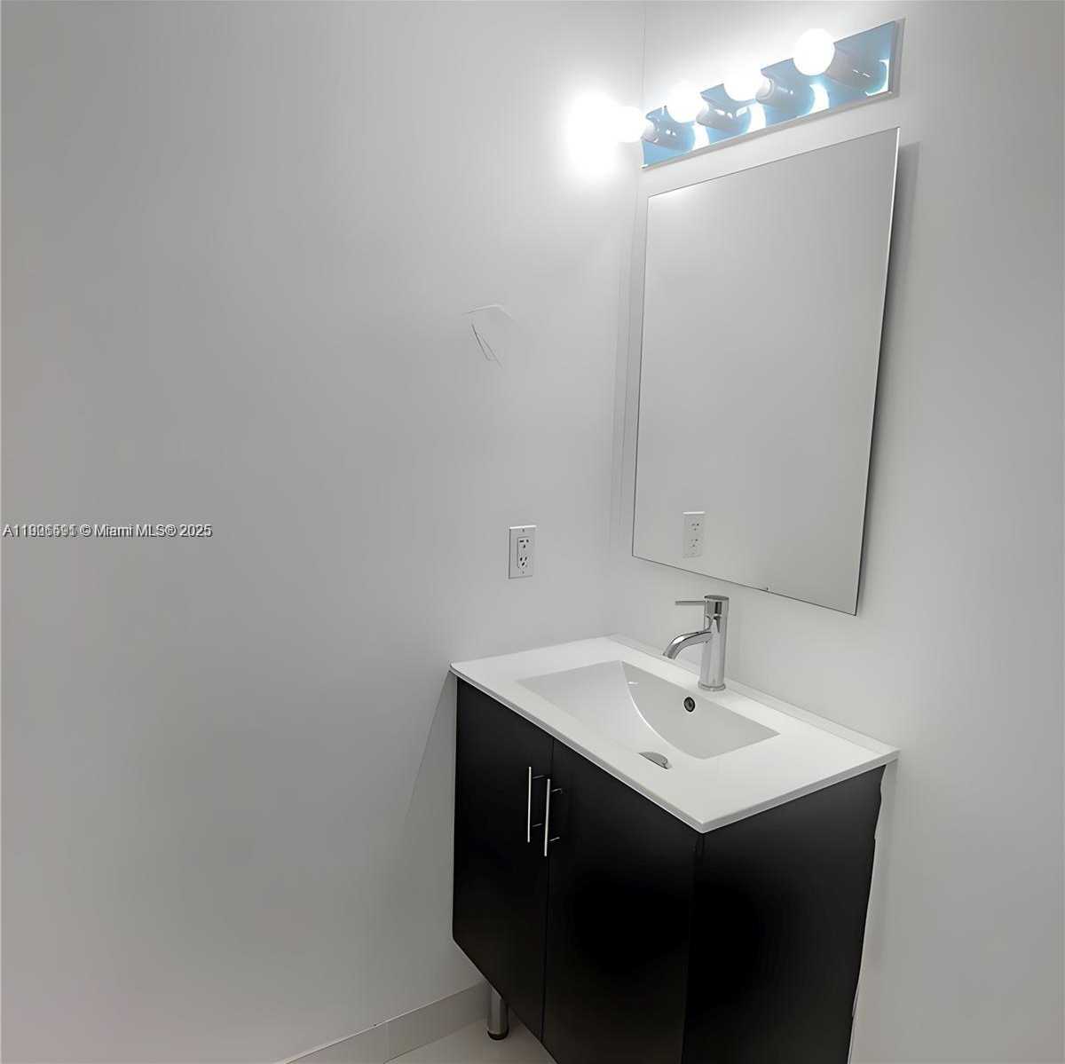 Small Image of Homestead Number 9