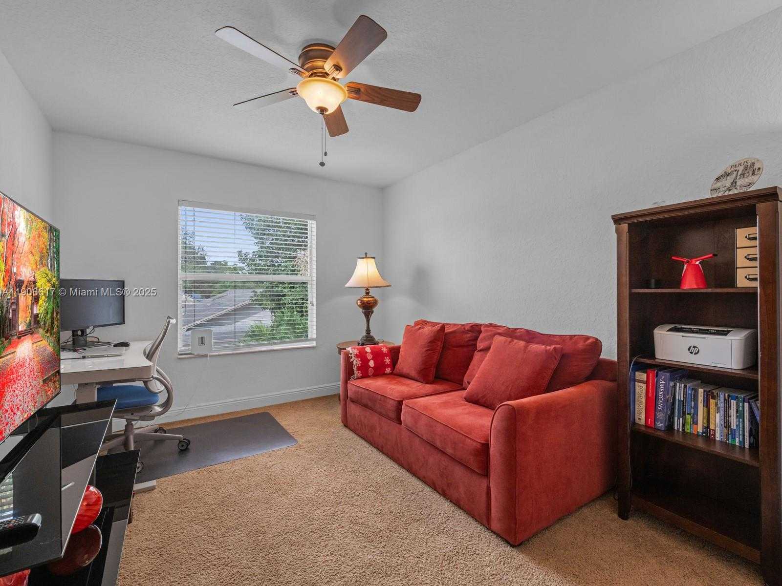 Small Image of 9719 DARLINGTON PL, Cooper City Number 16