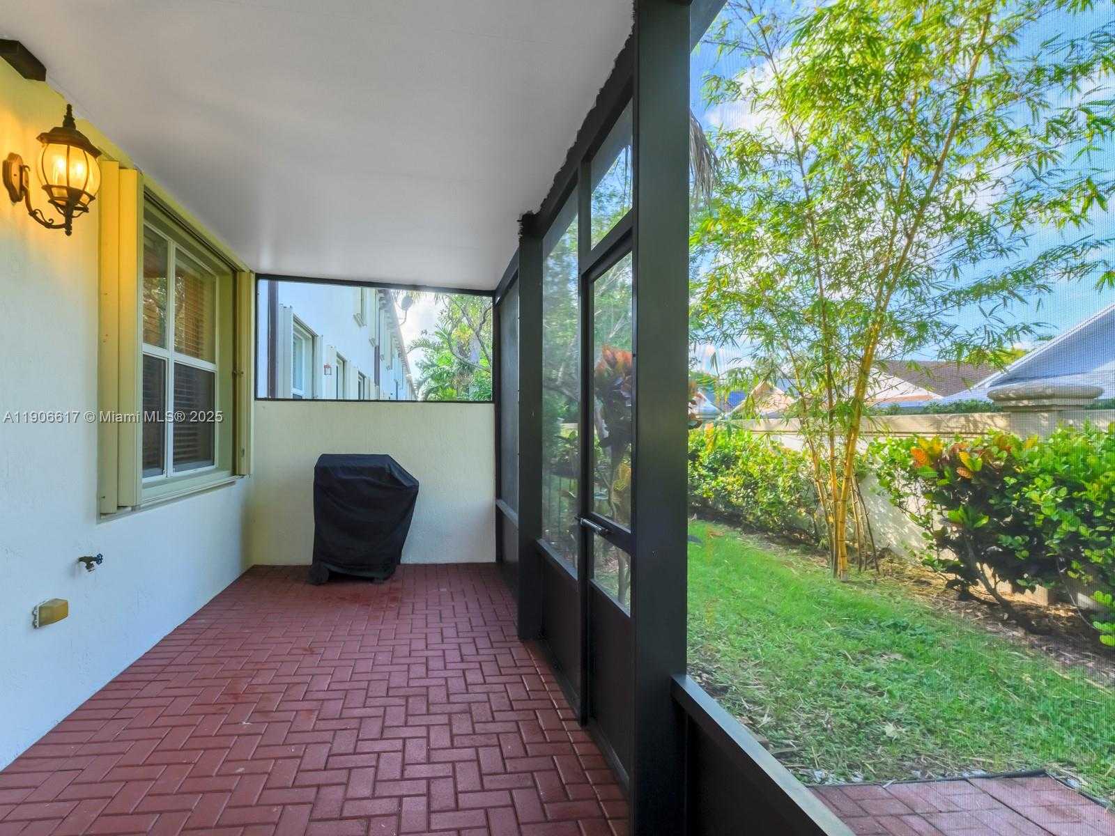 Small Image of 9719 DARLINGTON PL, Cooper City Number 19