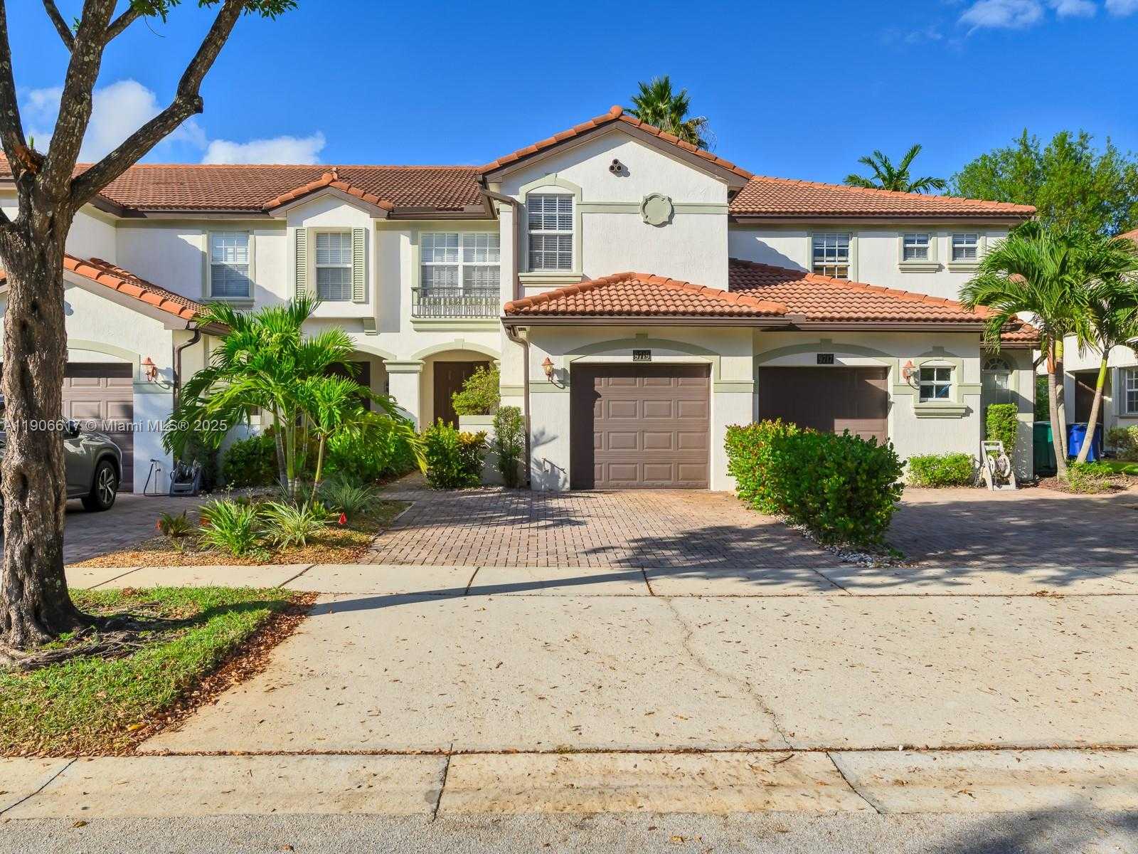 Small Image of 9719 DARLINGTON PL, Cooper City Number 44