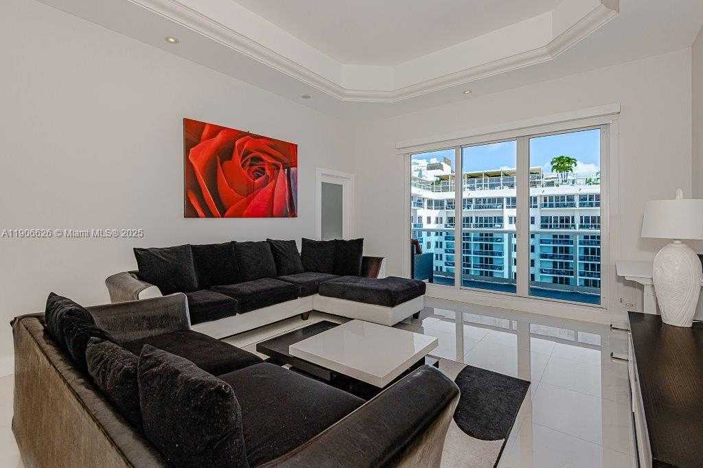 Small Image of 2301 COLLINS AVE #1619, Miami Beach Number 6