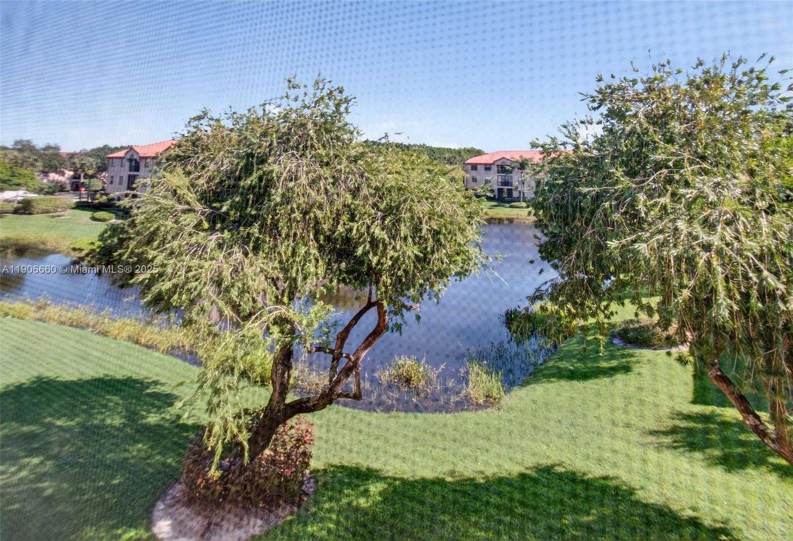 Small Image of 5099 SPLENDIDO CT #U, Boynton Beach Number 15