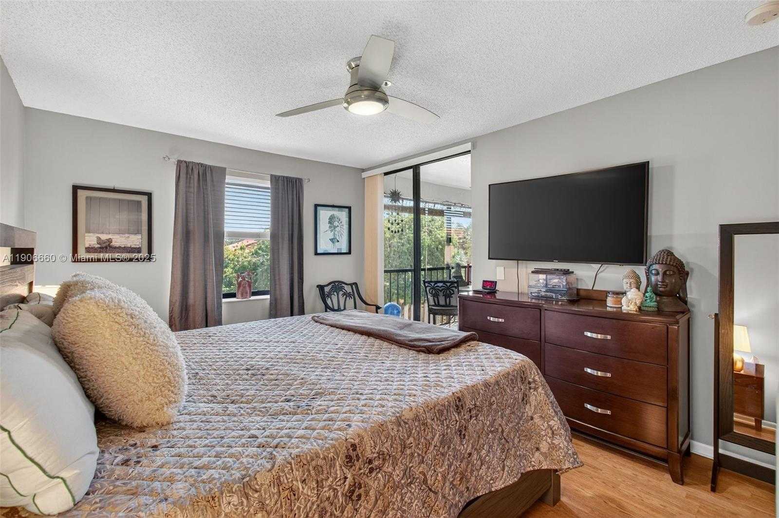 Small Image of 5099 SPLENDIDO CT #U, Boynton Beach Number 17