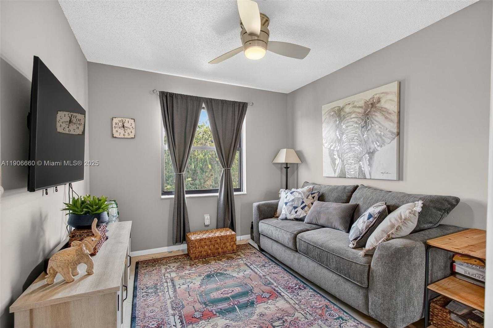 Small Image of 5099 SPLENDIDO CT #U, Boynton Beach Number 24