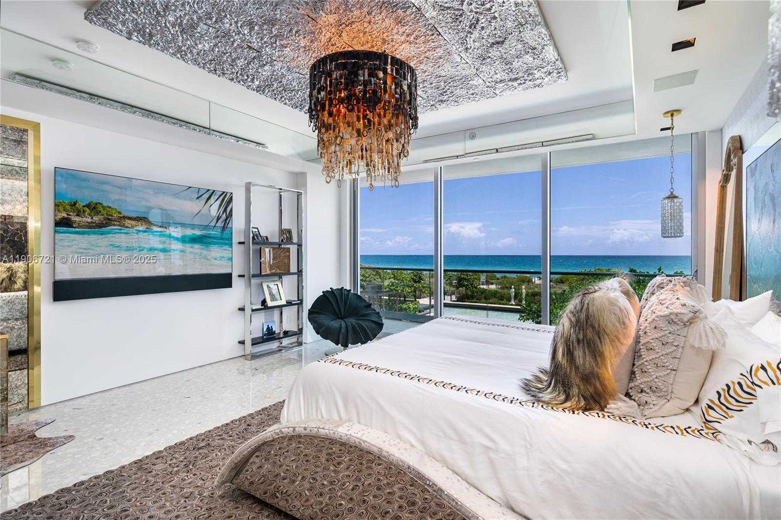 Imagen de Pequeño Objeto