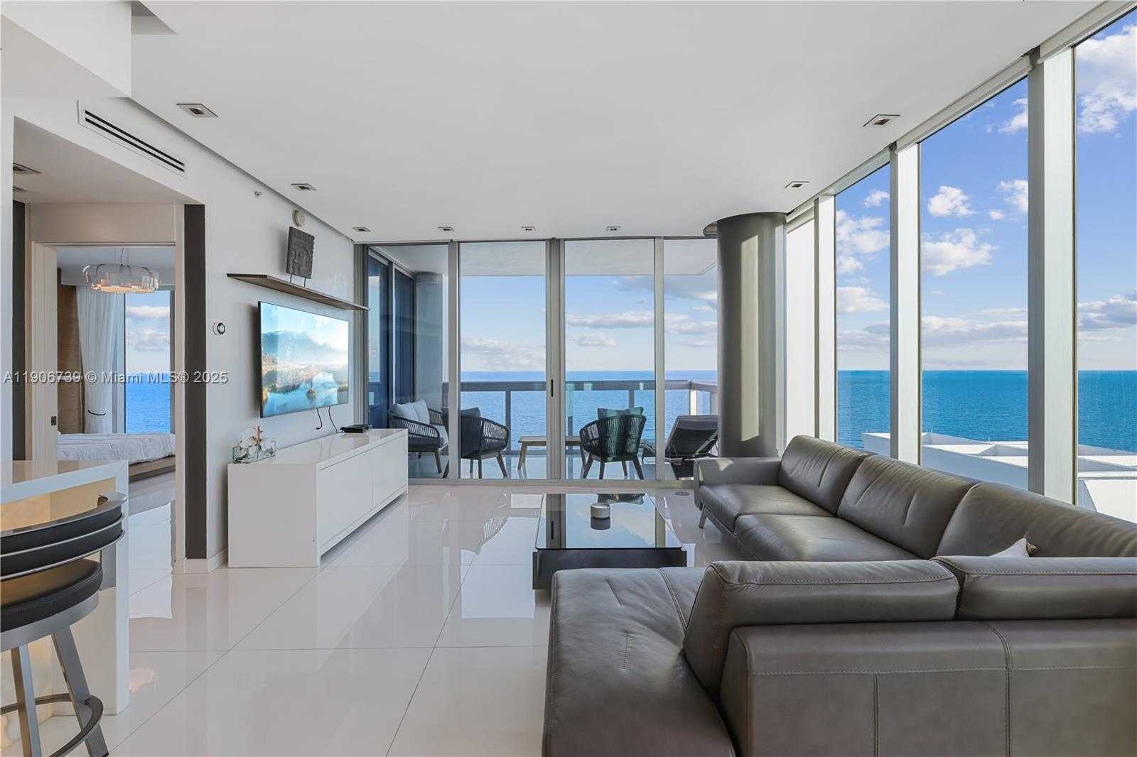Small Image of 6899 COLLINS AVE #2208, Miami Beach Number 16
