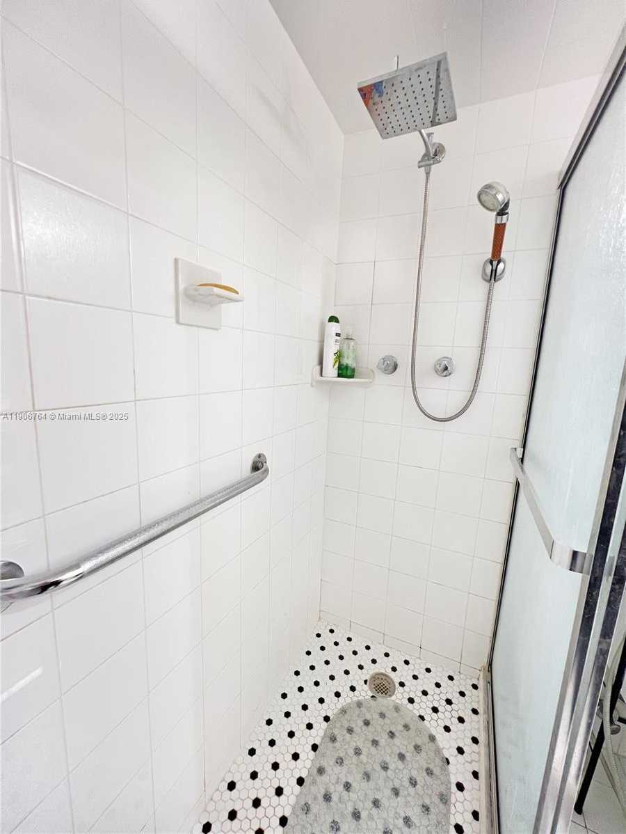 Small Image of 2801 NORTH EAST 183RD ST #1108W, Aventura Number 22