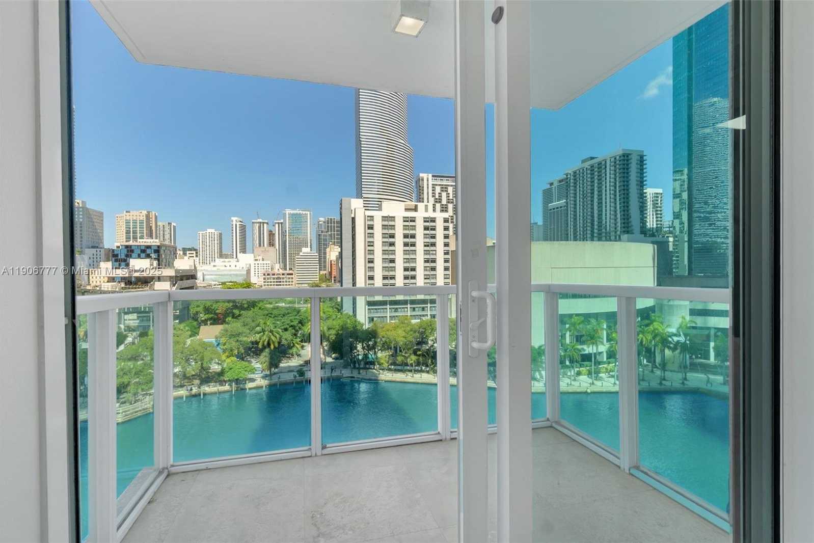 Small Image of 31 SOUTH EAST 5TH ST #901, Miami Number 20