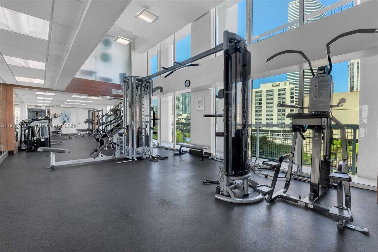 Small Image of 31 SOUTH EAST 5TH ST #901, Miami Number 41