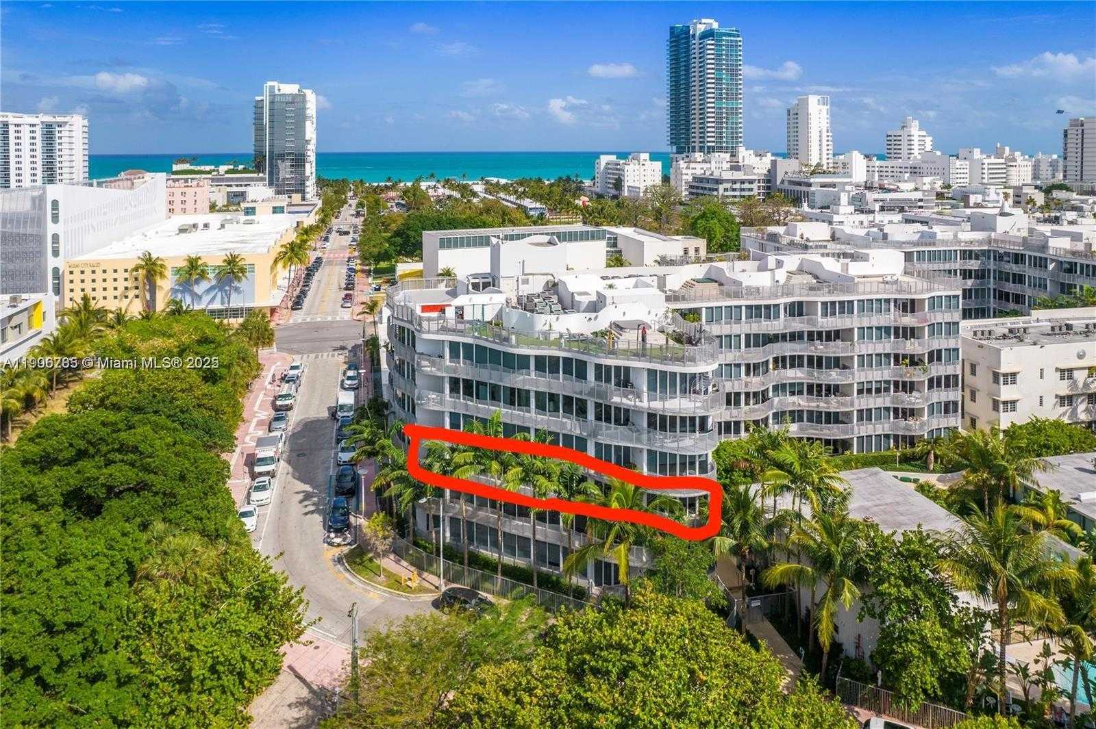 Small Image of 2155 WASHINGTON CT #309, Miami Beach Number 5