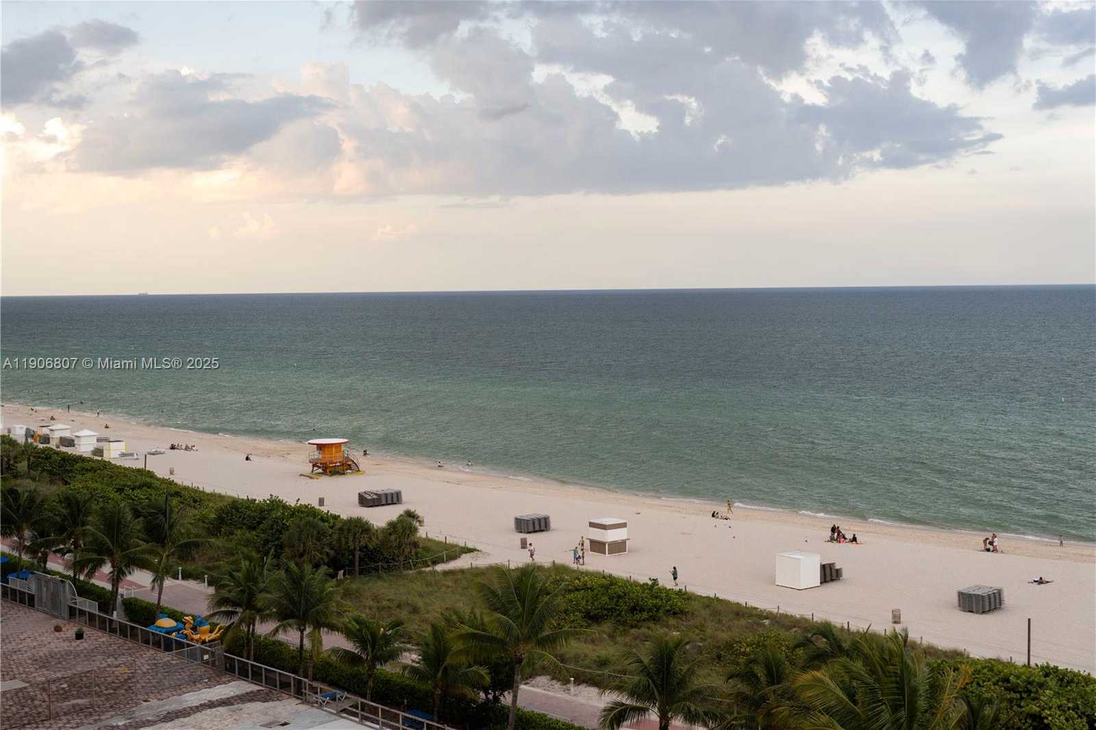 Small Image of 5959 COLLINS AVE #907, Miami Beach Number 31