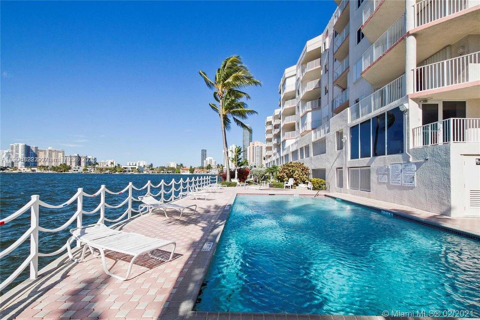 Small Image of 18260 NORTH BAY RD #420, Sunny Isles Beach Number 10