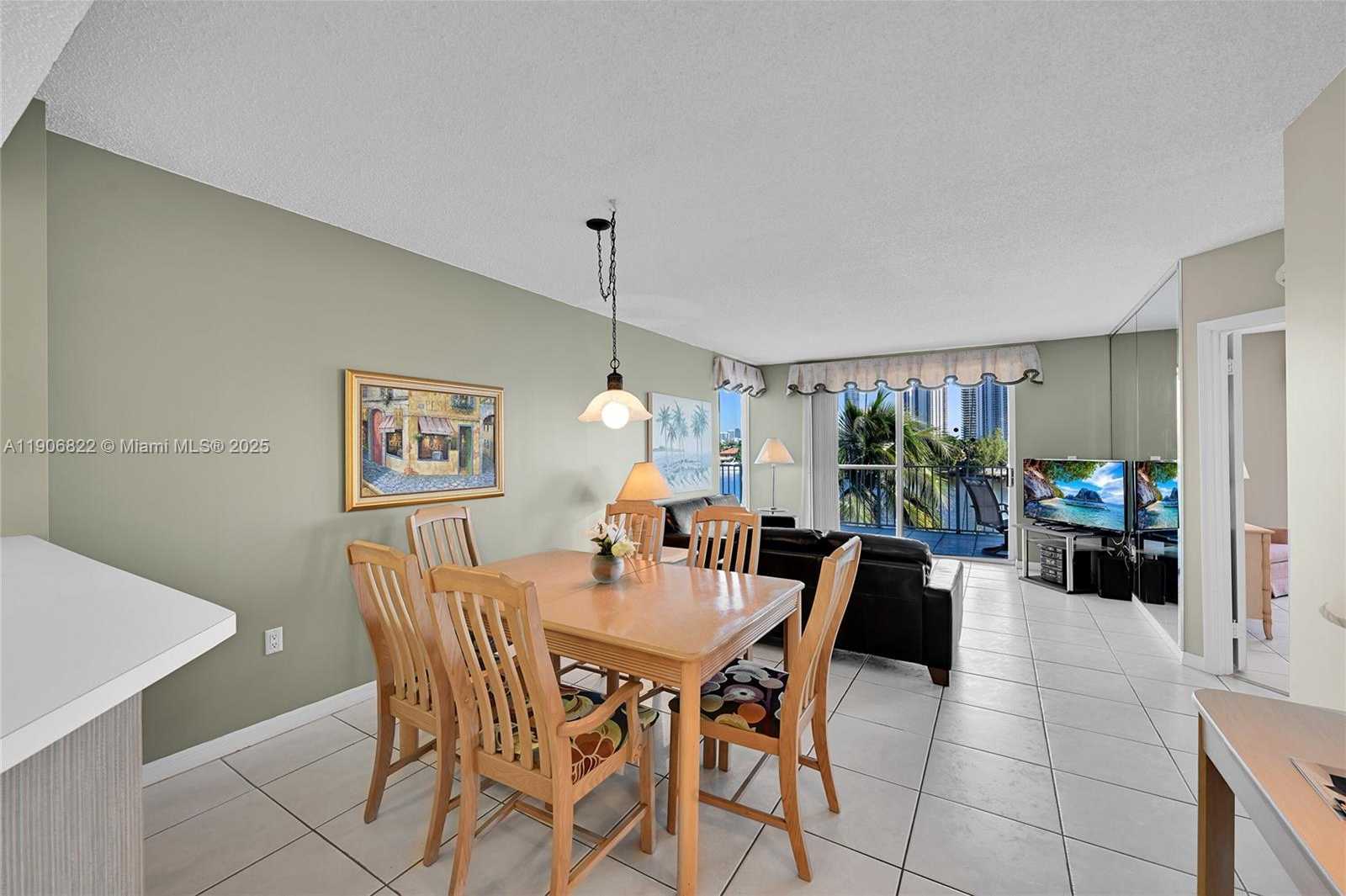 Small Image of 18260 NORTH BAY RD #420, Sunny Isles Beach Number 12