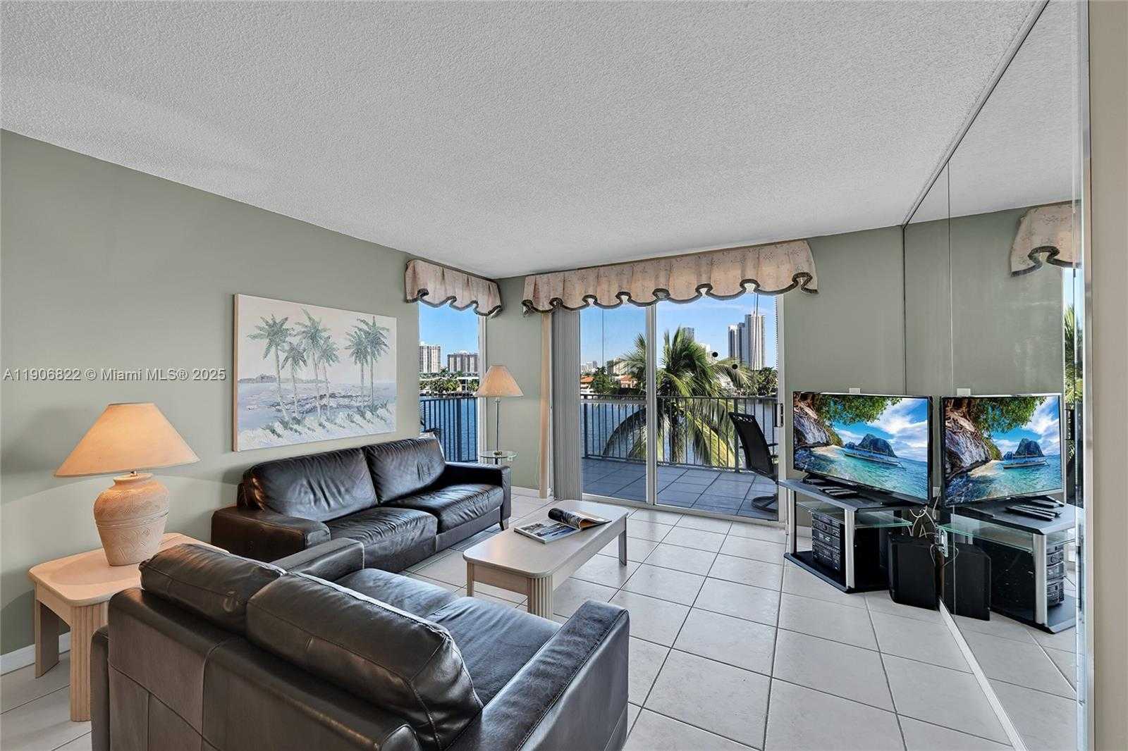 Small Image of 18260 NORTH BAY RD #420, Sunny Isles Beach Number 2