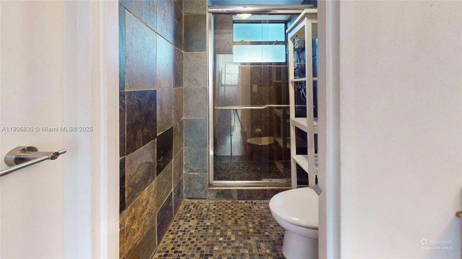 Small Image of 500 THREE ISLANDS BLVD #L 25, Hallandale Beach Number 17