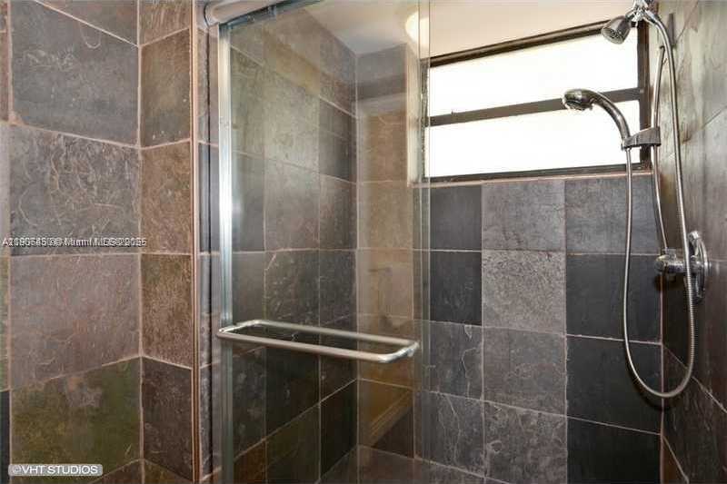 Small Image of 500 THREE ISLANDS BLVD #L 25, Hallandale Beach Number 18