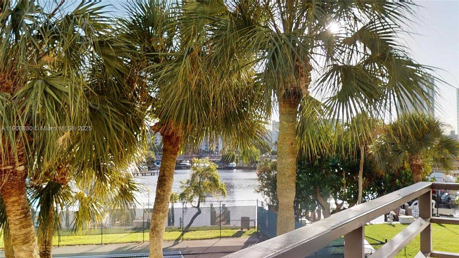 Small Image of 500 THREE ISLANDS BLVD #L 25, Hallandale Beach Number 46