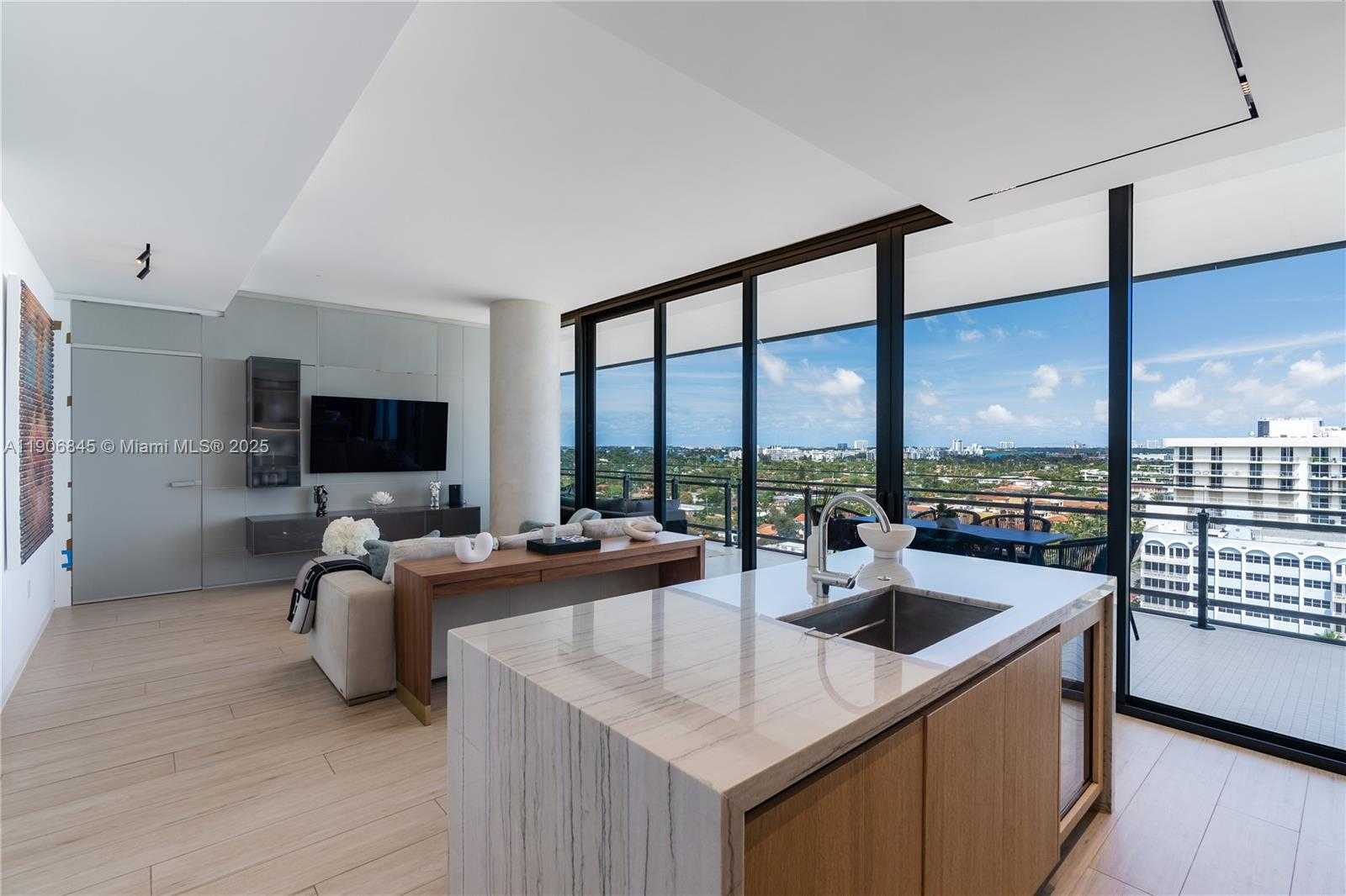 Small Image of 8701 COLLINS AVE #1103, Miami Beach Number 6