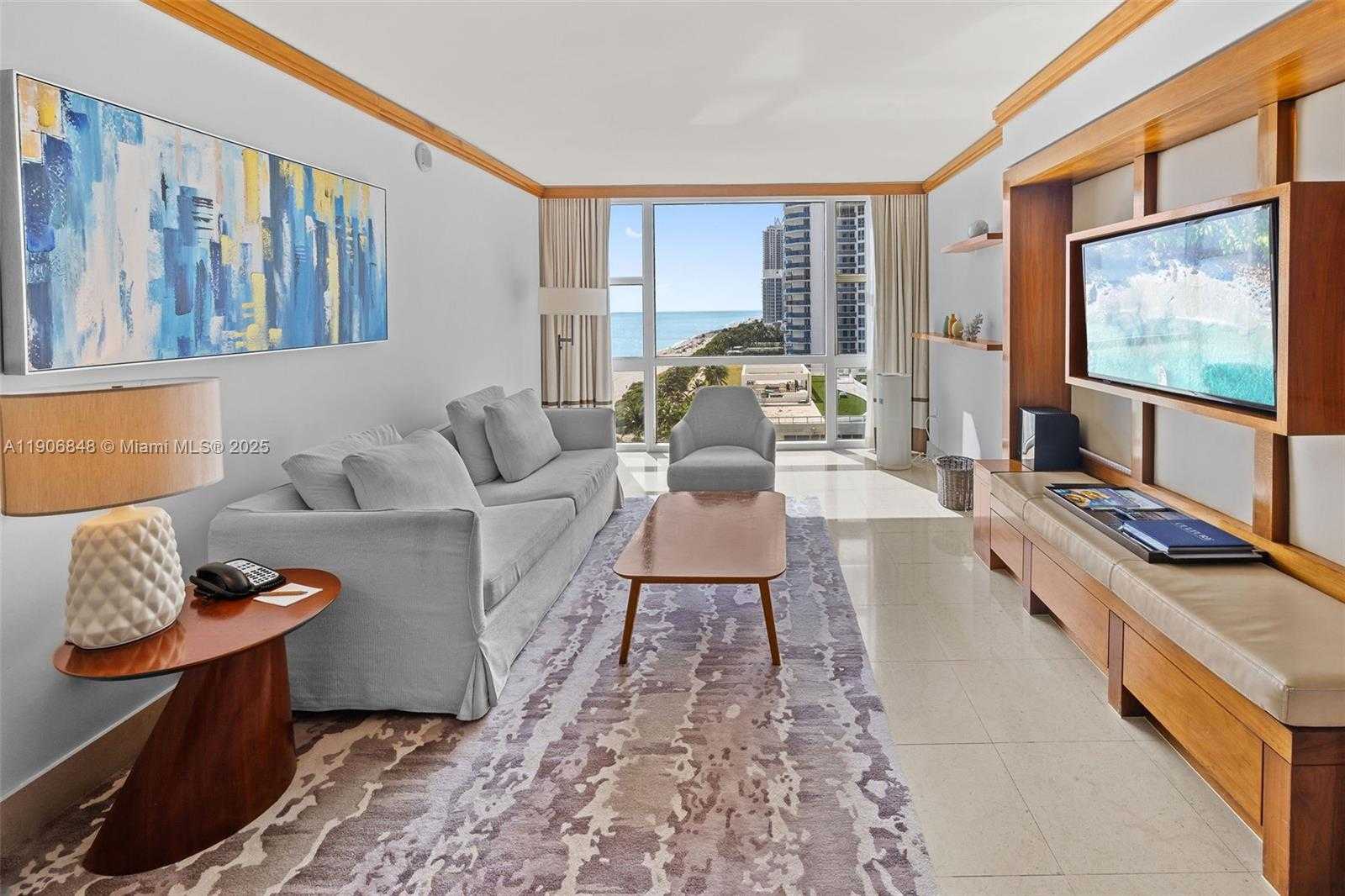 Small Image of 6801 COLLINS AVE #1018 (1007), Miami Beach Number 3