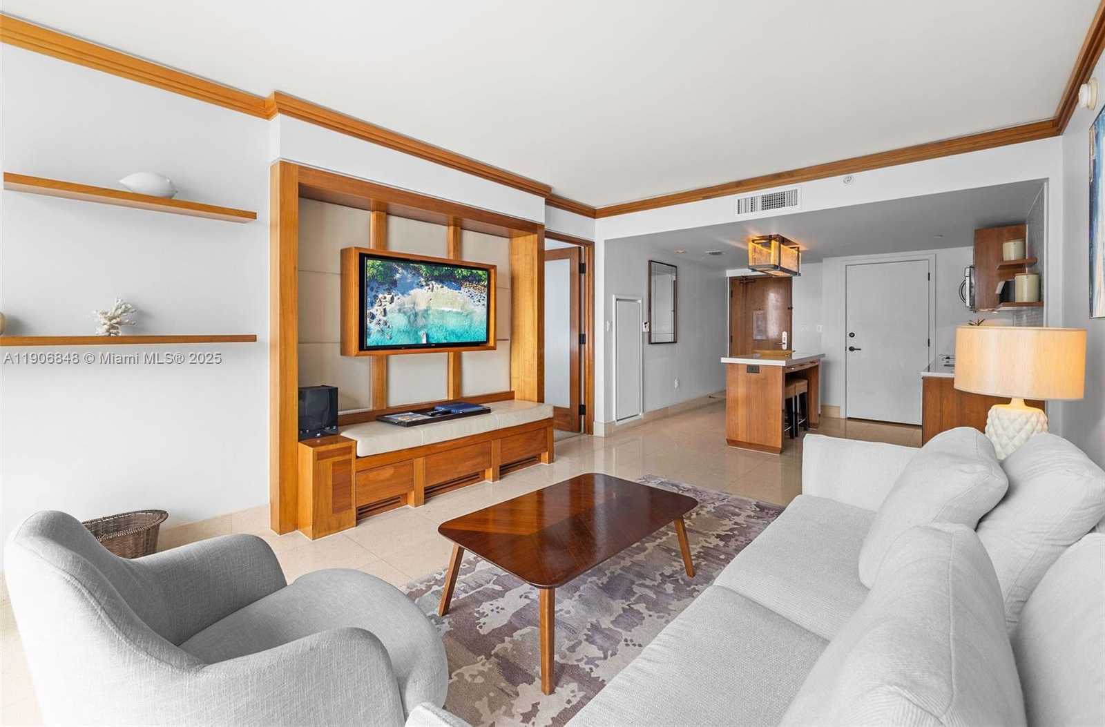 Small Image of 6801 COLLINS AVE #1018 (1007), Miami Beach Number 5