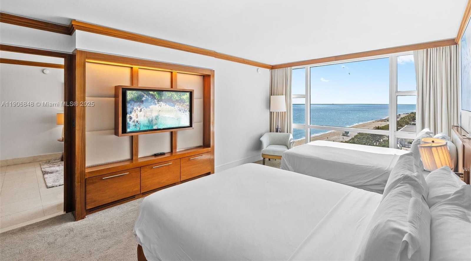 Small Image of 6801 COLLINS AVE #1018 (1007), Miami Beach Number 8