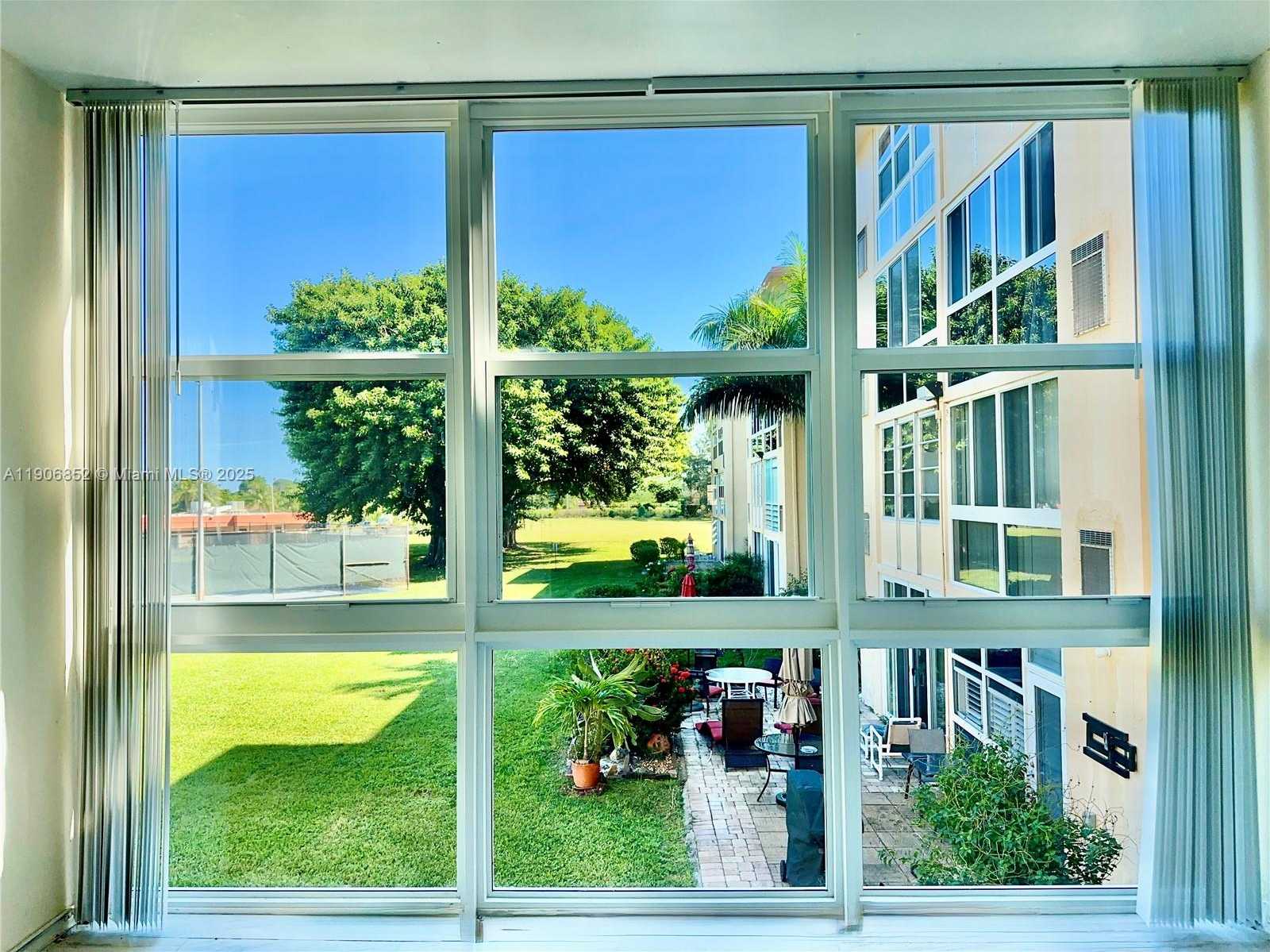 Small Image of 2520 NORTH EAST 1ST CT #204, Boynton Beach Number 14