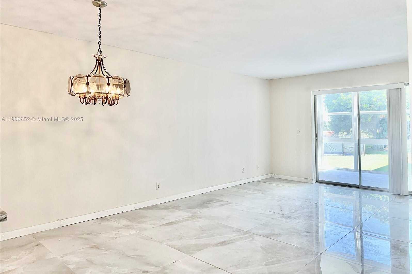 Small Image of 2520 NORTH EAST 1ST CT #204, Boynton Beach Number 5